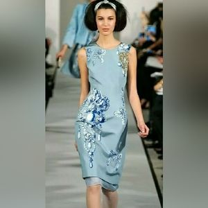 □$3,900 OSCAR DE LA RENTA ADORABLE COUTURE BLUE DIAMOND SILK RUNWAY DRESS US 2